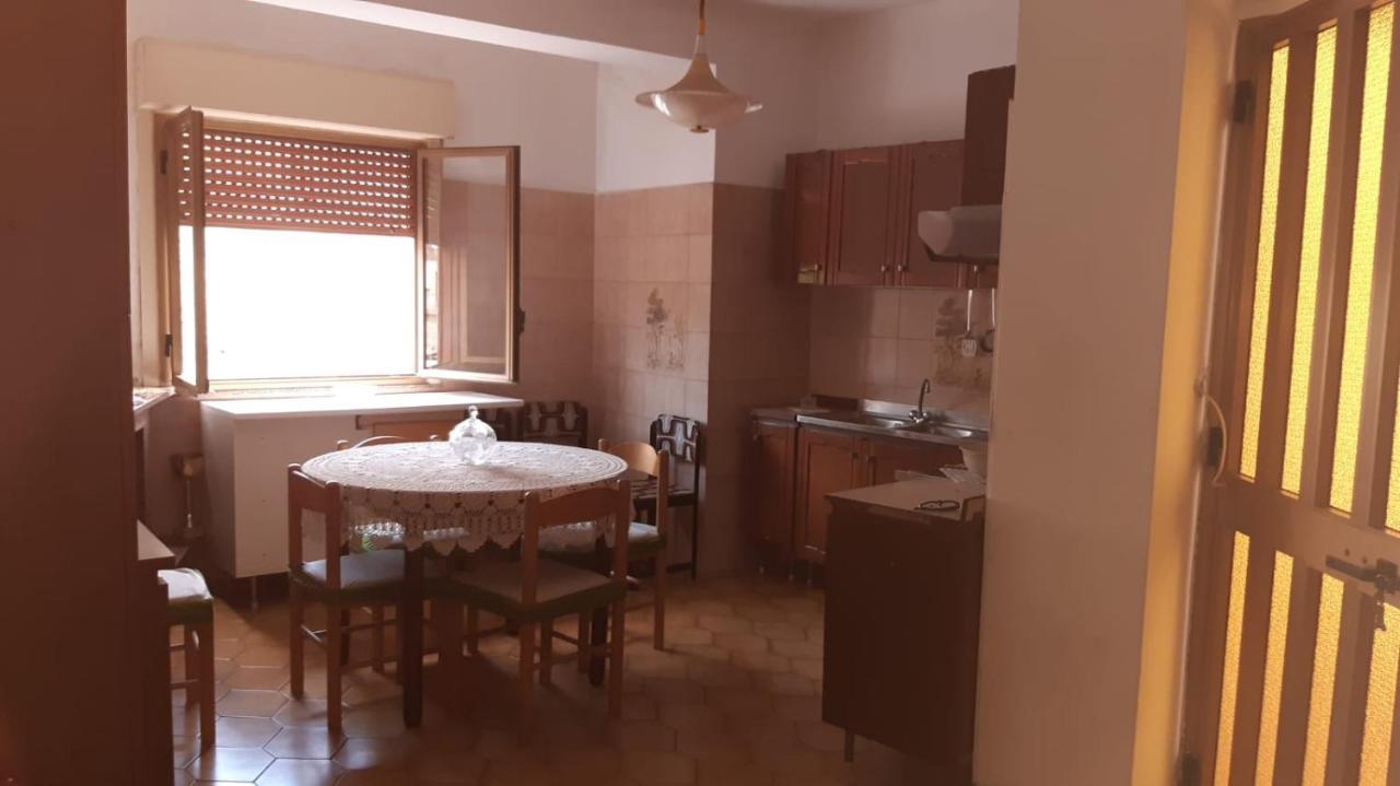 Villa Lontano Dal Caos A Due Passi Dal Mare à Condro Extérieur photo