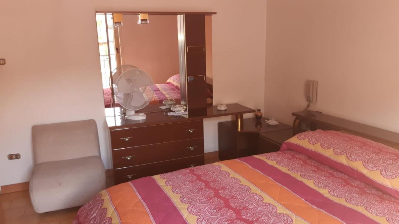 Villa Lontano Dal Caos A Due Passi Dal Mare à Condro Extérieur photo