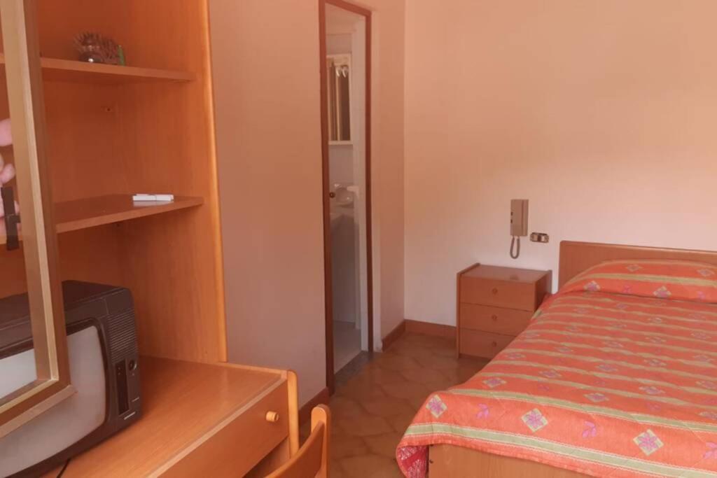 Villa Lontano Dal Caos A Due Passi Dal Mare à Condro Extérieur photo