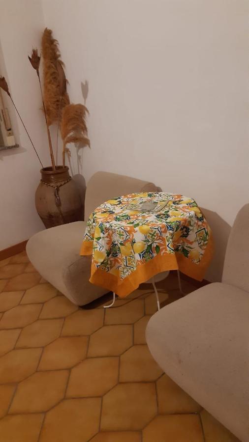 Villa Lontano Dal Caos A Due Passi Dal Mare à Condro Extérieur photo